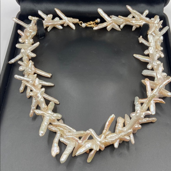 Rare Honora 14K Gold Baroque Cross Shaped Natural Pearl Necklace 20 1/2”L - Picture 6 of 11